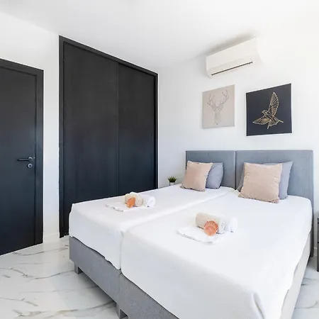 Fabulous Villa, Stunning Sea Views * Pera
