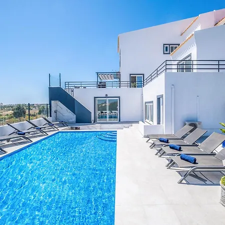 Holiday Home In Algarve With Private Pool * Pera